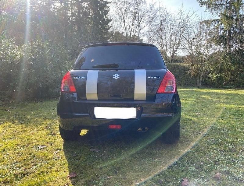 Gebraucht Suzuki Swift 92 PS (67 kW) 2008 Schwarz Kleinwagen