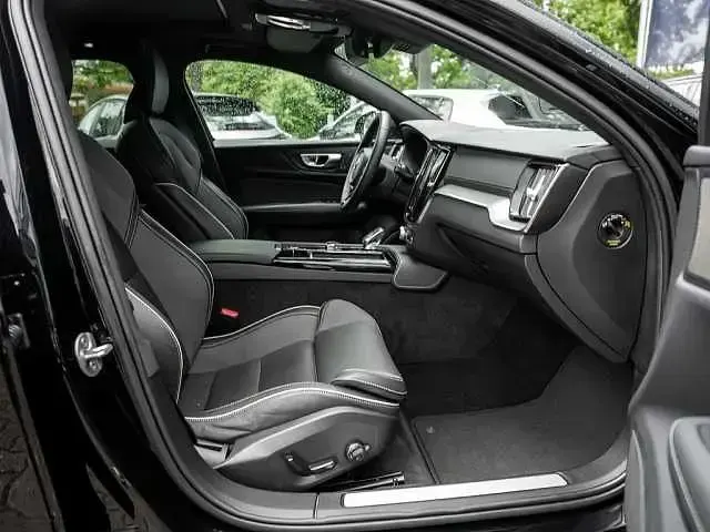 Gebraucht Volvo V60 Ultimate 455 PS (334 kW) 2023 Schwarz Kombi