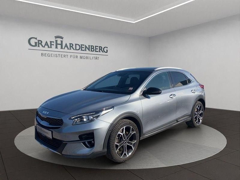 Silber Gebraucht 2022 Kia XCeed Black Xdition SUV | 26.790 € (Etwas zu teuer) - Bild 1/4
