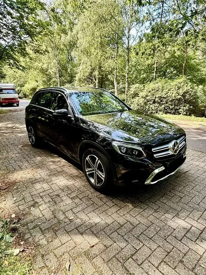 Gebraucht Mercedes GLC220 170 PS (125 kW) 2019 Schwarz SUV