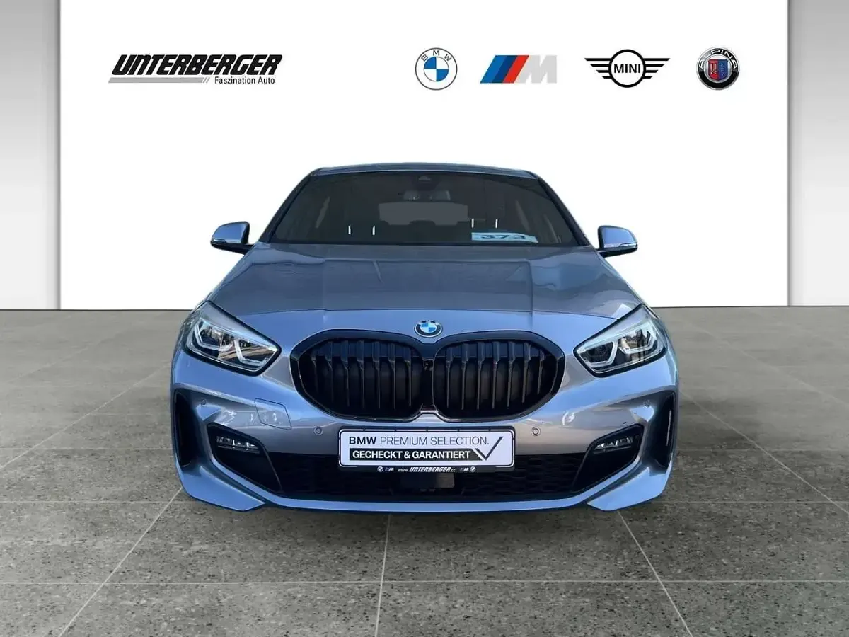 Gebraucht BMW 118 Performance 136 PS (100 kW) 2022 Skyscraper grau Limousine