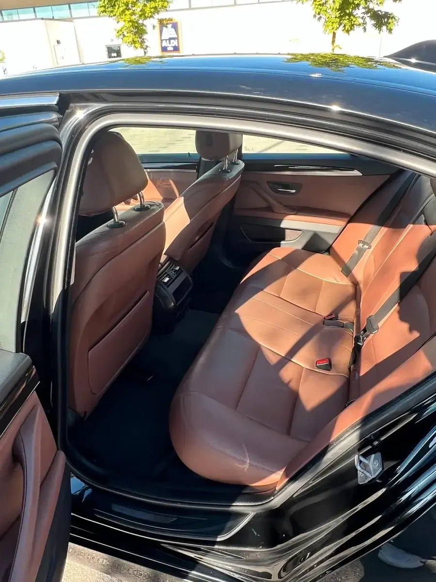 Second-hand BMW 520 190 CP (139 kW) 2015 Negru Berlinǎ
