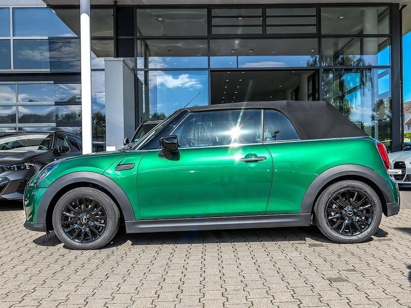 Gebraucht Mini Cooper Cabriolet Essential 136 PS (100 kW) 2022 Grün Cabrio