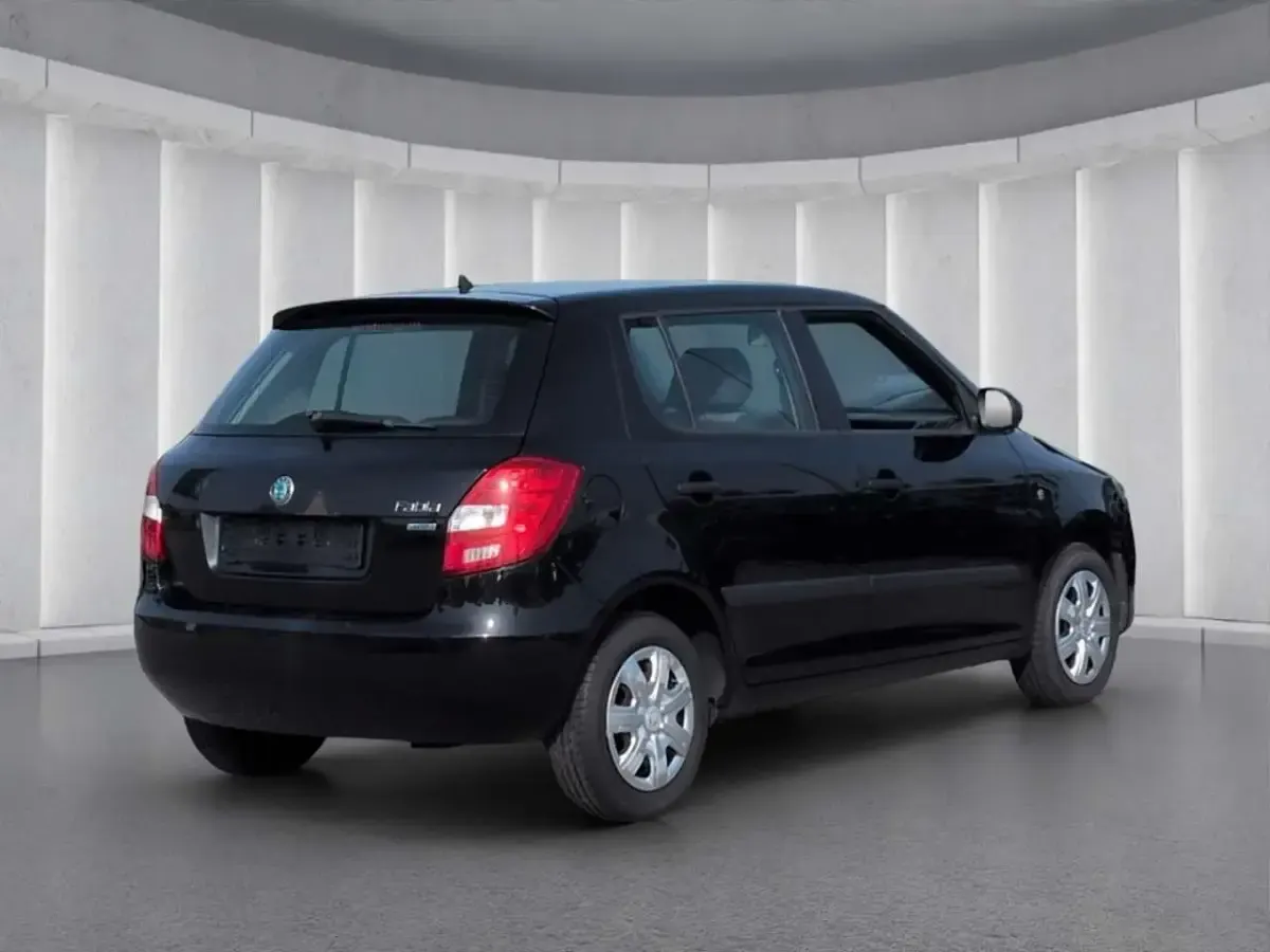 Gebraucht Skoda Fabia Cool Edition 60 PS (44 kW) 2011 Schwarz Kleinwagen
