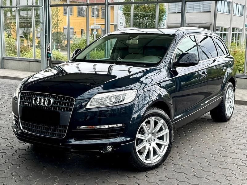 Blau Gebraucht 2008 Audi Q7 Business SUV | 8.950 € (Fairer Preis) - Bild 1/4