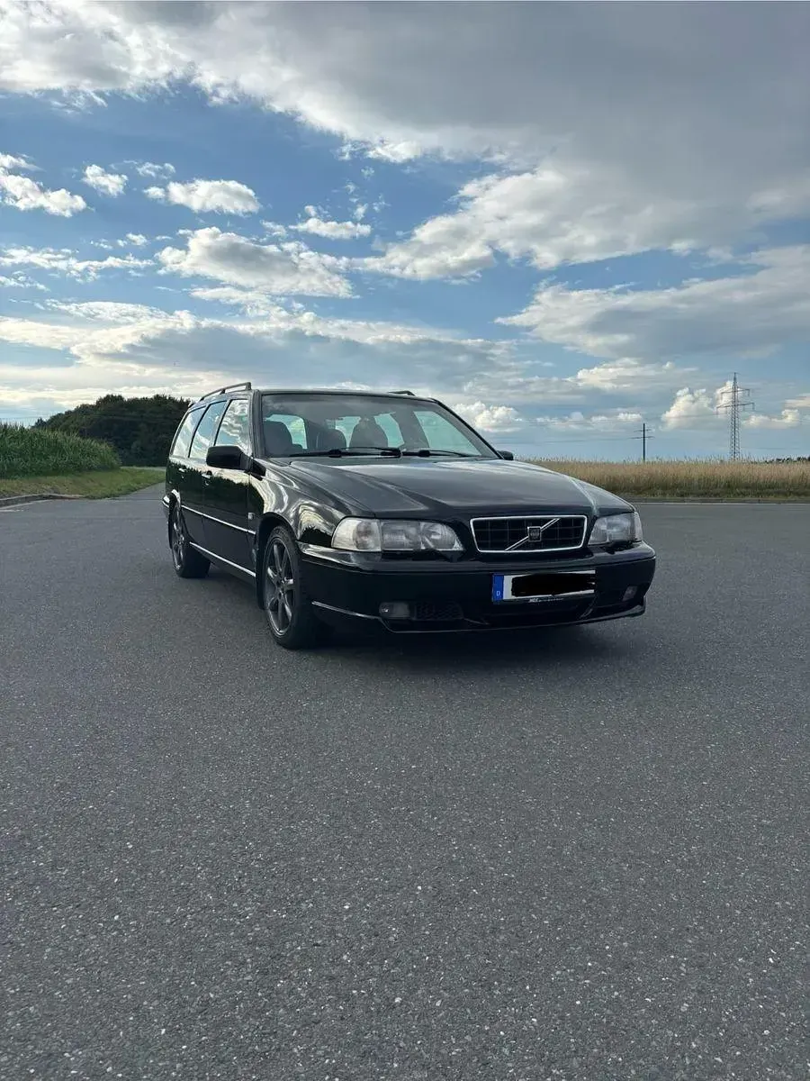 Gebraucht Volvo V70 239 PS (175 kW) 1997 Schwarz Kombi