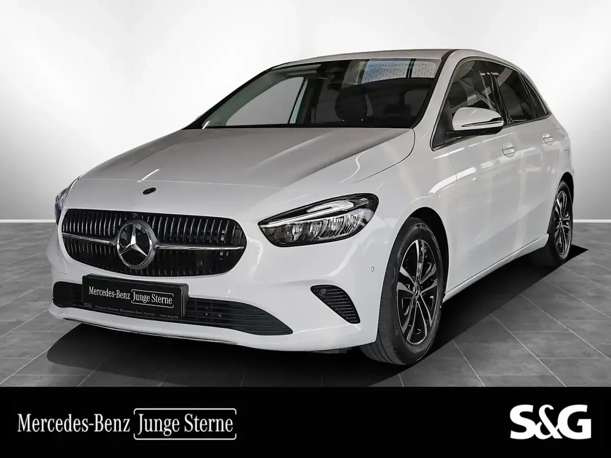 Gebraucht Mercedes B200 Progressive 163 PS (119 kW) 2025 Kleinwagen