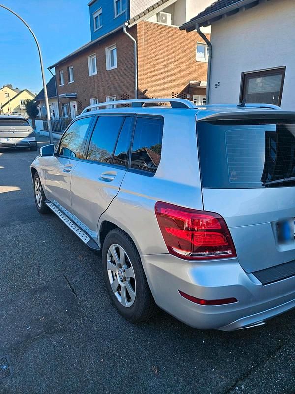 Gebraucht Mercedes GLK200 143 PS (105 kW) 2012 Silber SUV