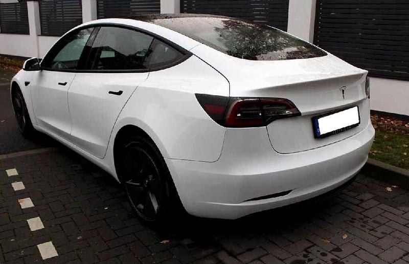 Gebraucht Tesla Model 3 RWD 239 kW (325 PS) 2022 Weiß Limousine