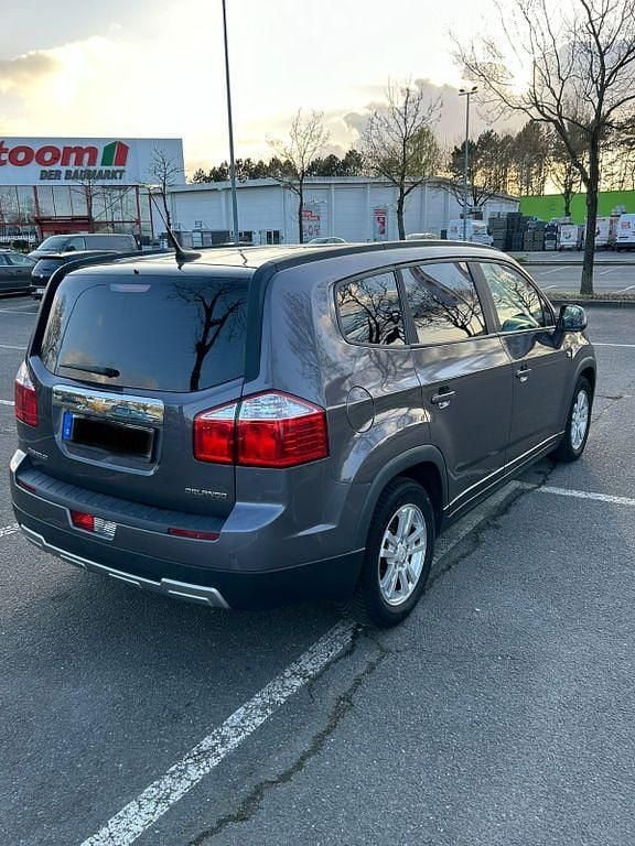 Gebraucht Chevrolet Orlando LT 141 PS (103 kW) 2012 Grau Van / Kleinbus