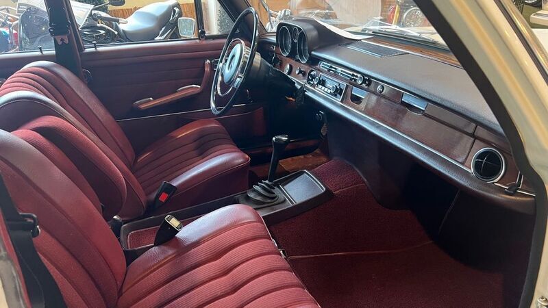 Gebraucht Mercedes 280 SE 200 PS (147 kW) 1971 Weiß Limousine