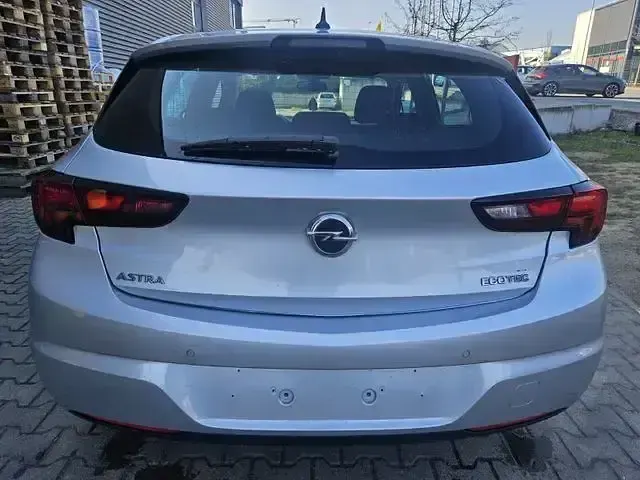 Gebraucht Opel Astra 85 PS (62 kW) 2019 Silber Limousine