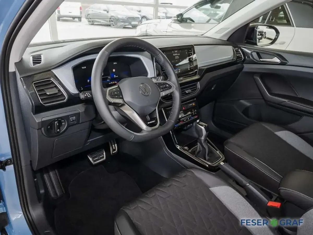 Neu VW T-Cross R 116 PS (85 kW) 2026 Clear blue metallic SUV