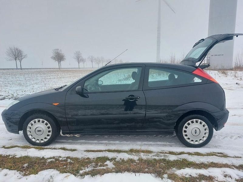 Gebraucht Ford Focus Viva 75 PS (55 kW) 2003 Schwarz Limousine