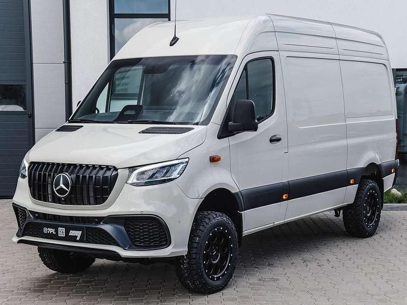 Neu Mercedes Sprinter 190 PS (139 kW) 2025 Weiß Van