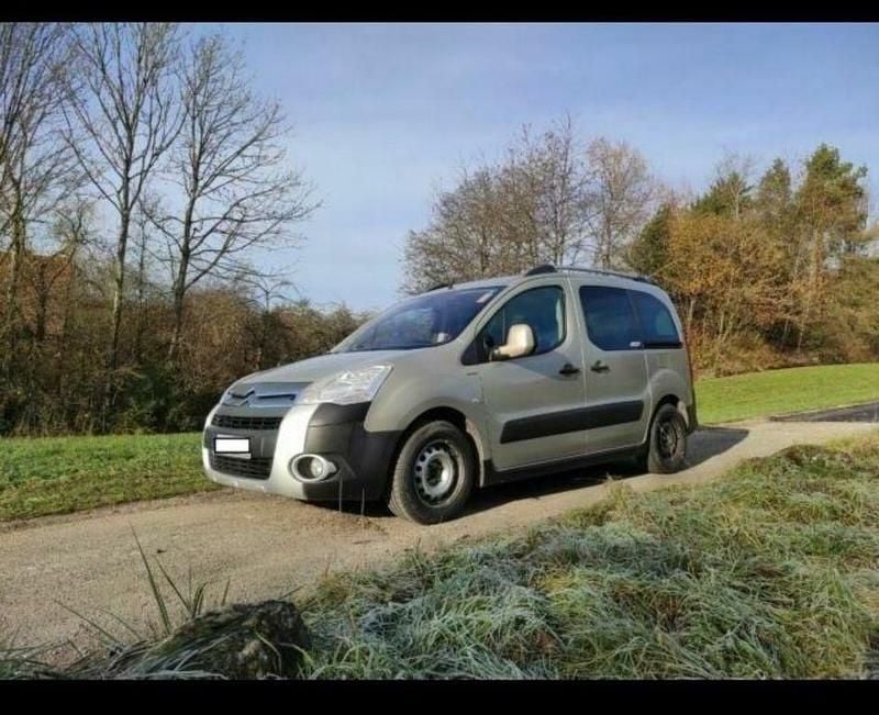 Gebraucht Citroën Berlingo XTR 112 PS (82 kW) 2011 Gold Van / Kleinbus