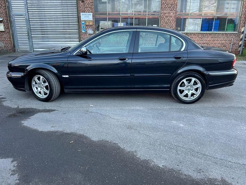 Gebraucht Jaguar X-type Executive 155 PS (114 kW) 2006 Schwarz Limousine