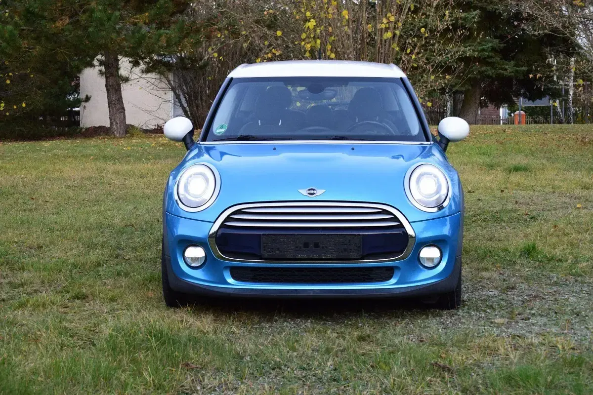 Occasion Mini Cooper D 116 ch (85 kW) 2014 Bleue Citadine