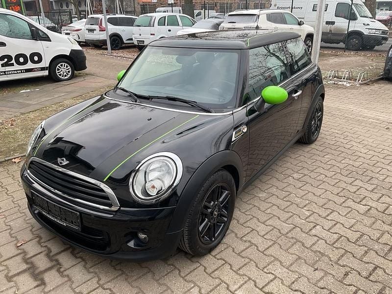 Gebraucht Mini ONE 75 PS (55 kW) 2014 Schwarz Kleinwagen