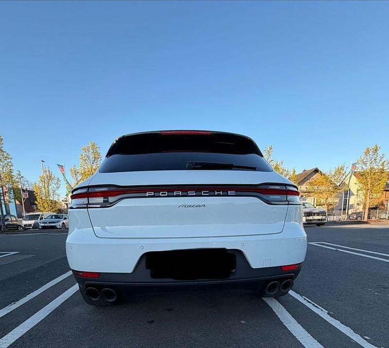 Gebraucht Porsche Macan 245 PS (180 kW) 2021 Weiß SUV