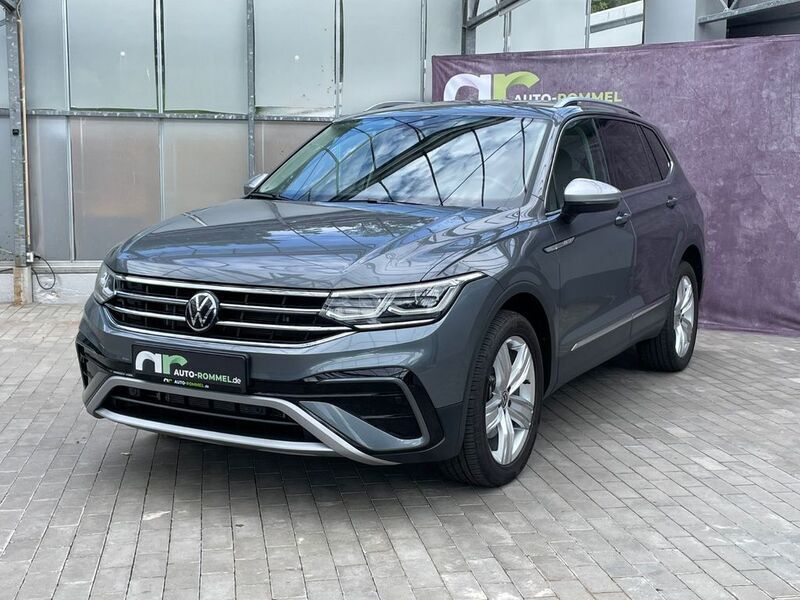 Grau Gebraucht 2024 VW Tiguan Allspace SUV | 42.990 € (Fairer Preis) - Bild 1/4