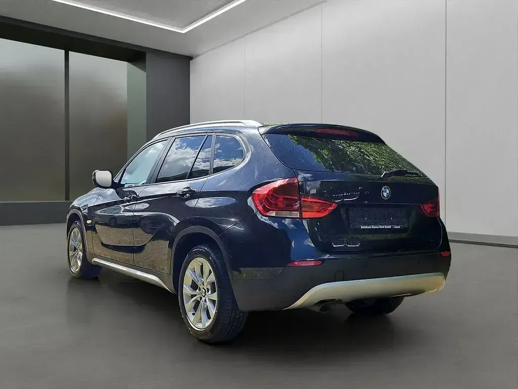 Second-hand BMW X1 143 CP (105 kW) 2010 Negru SUV