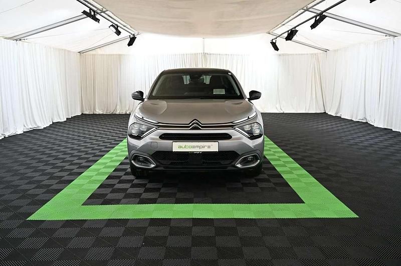 Gebraucht Citroën C4 131 PS (96 kW) 2024 Grau SUV