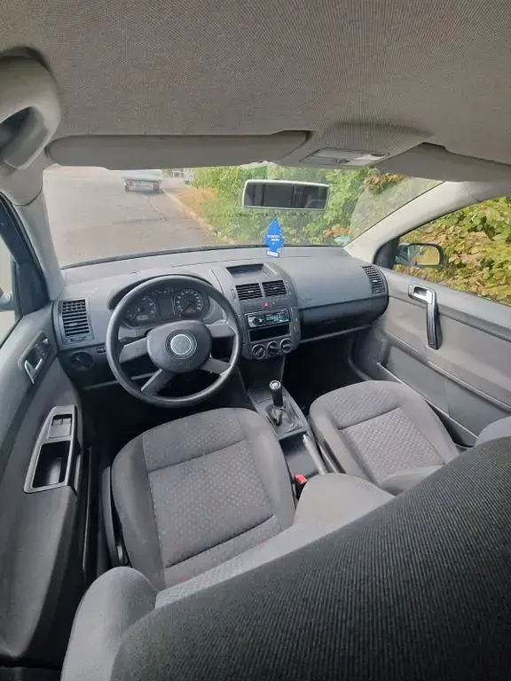 Gebraucht VW Polo 55 PS (40 kW) 2003 Blau Limousine