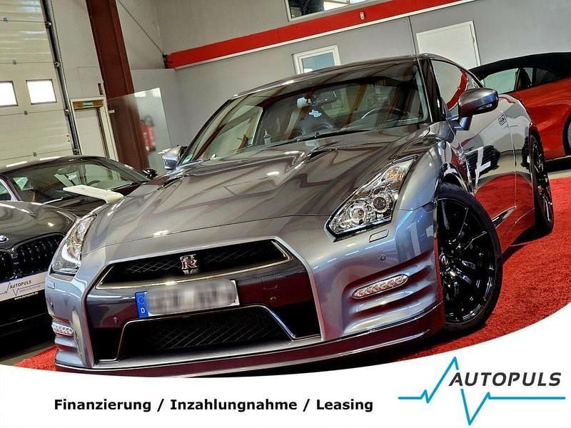 Gun metallic (m) Gebraucht 2012 Nissan GT-R Black Edition Coupé | 83.999 € - Bild 1/4