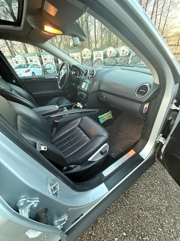 Gebraucht Mercedes ML320 2007 Grau SUV