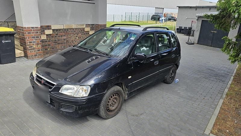 Schwarz Gebraucht 2001 Mitsubishi Space Star Comfort Edition Van / Kleinbus | 350 € (Superpreis) - Bild 1/4