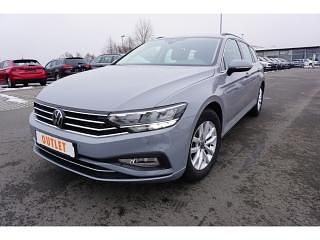 Gebraucht VW Passat 150 PS (110 kW) 2023 Grau Kombi