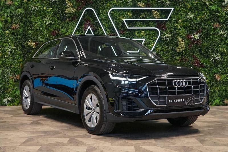 Gebraucht Audi Q8 340 PS (250 kW) 2023 Schwarz SUV