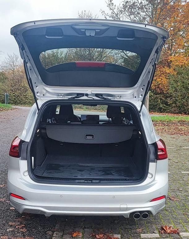 Gebraucht Ford Focus ST-Line 125 PS (91 kW) 2024 Grau Limousine