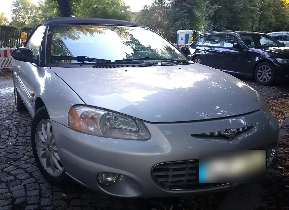 Gebraucht Chrysler Sebring 140 PS (102 kW) 2003 Silber Cabrio