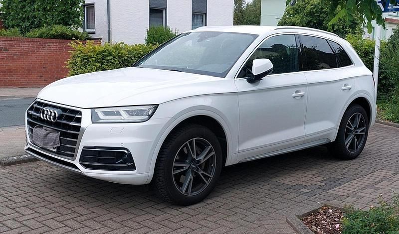 Weiß Gebraucht 2018 Audi Q5 Design SUV | 28.000 € (Fairer Preis) - Bild 1/4