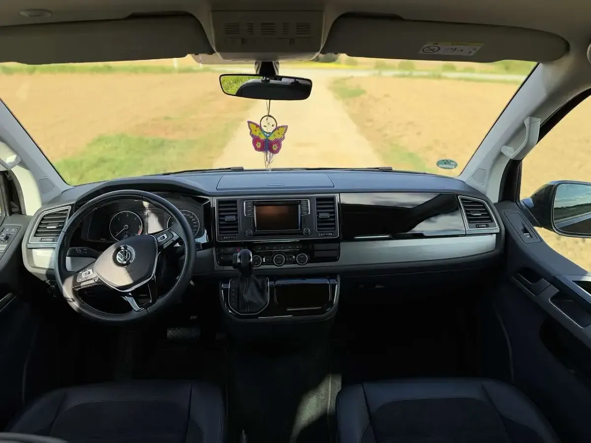 Używany VW Multivan Generation Six 204 KM (150 kW) 2018 Minivan