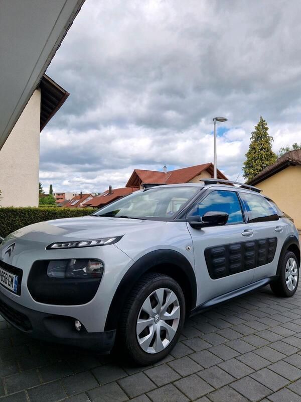Silber Gebraucht 2015 Citroën C4 Cactus Kleinwagen | 6.000 € (Guter Preis) - Bild 1/4
