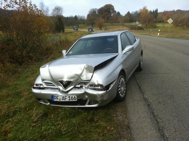 Gebraucht Alfa Romeo 166 136 PS (100 kW) 2000 Silber Limousine