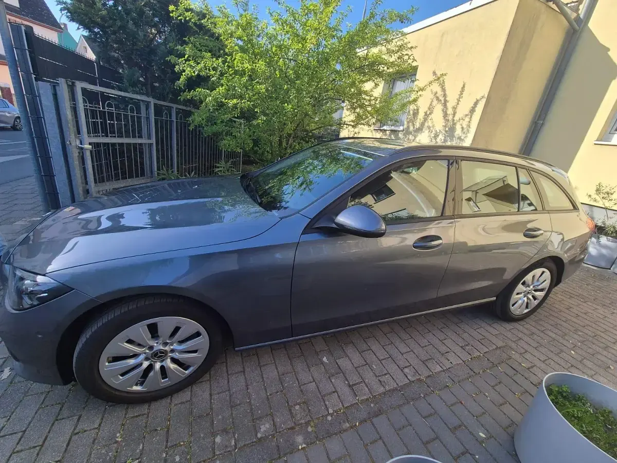 Second-hand Mercedes C220 2022 Gri Break