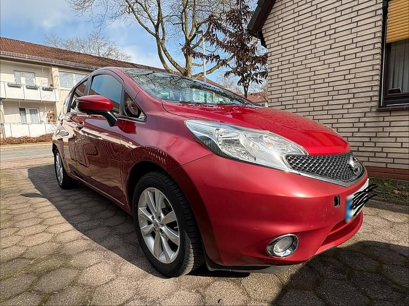 Gebraucht Nissan Note 90 PS (66 kW) 2015 Rot Kleinwagen