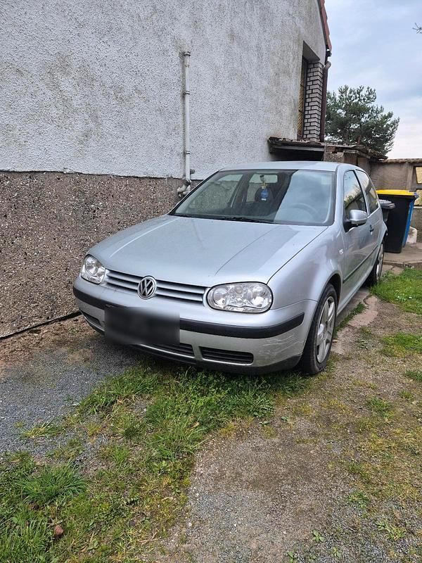 Usata VW Golf 116 CV (85 kW) 2002 Argento Coupé