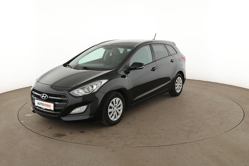 Gebraucht Hyundai i30 Trend 101 PS (74 kW) 2017 Schwarz Kombi