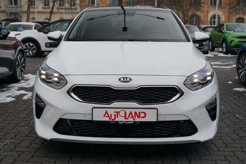 Gebraucht Kia Ceed Platinum Edition 140 PS (102 kW) 2019 Weiß Kleinwagen