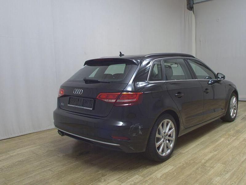 Gebraucht Audi A3 Design 150 PS (110 kW) 2020 Schwarz Limousine