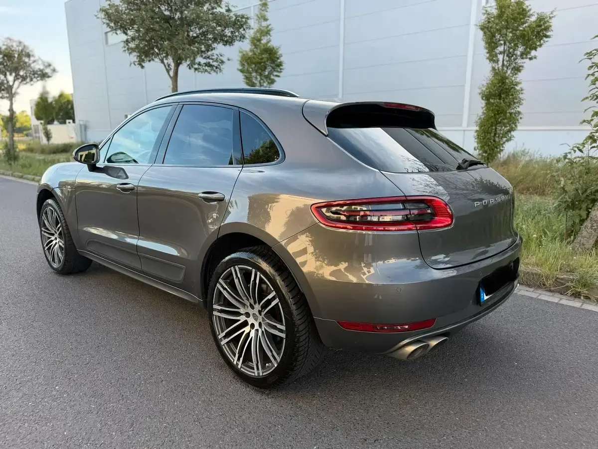 Gebraucht Porsche Macan 258 PS (189 kW) 2015 Grau SUV