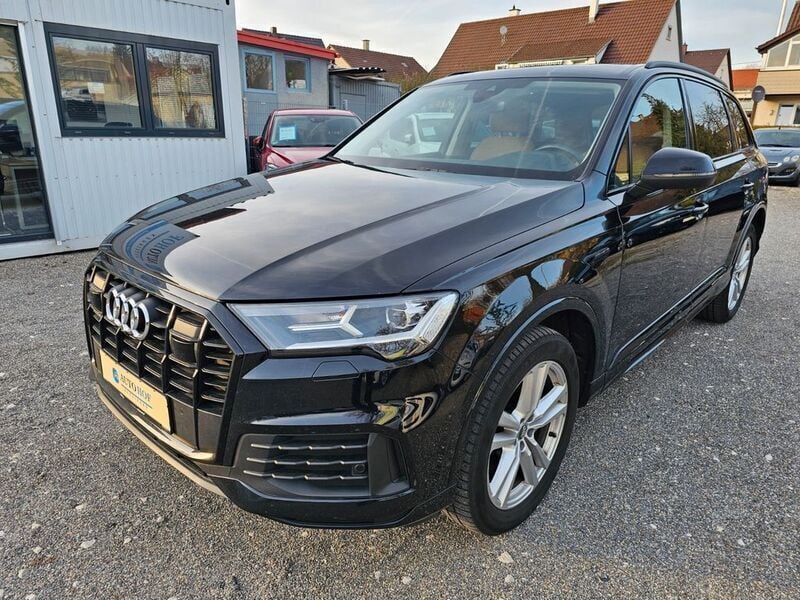 Orcaschwarz metallic Gebraucht 2021 Audi Q7 Sport SUV | 43.990 € (Guter Preis) - Bild 1/4