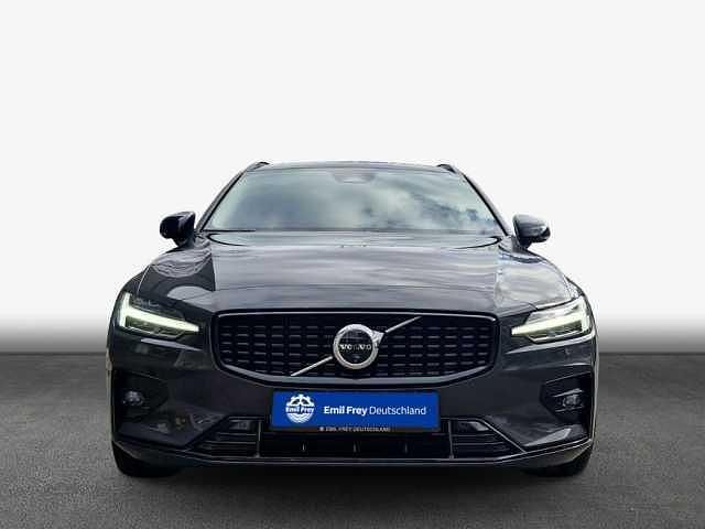 Gebraucht Volvo V60 145 PS (106 kW) 2025 Kombi
