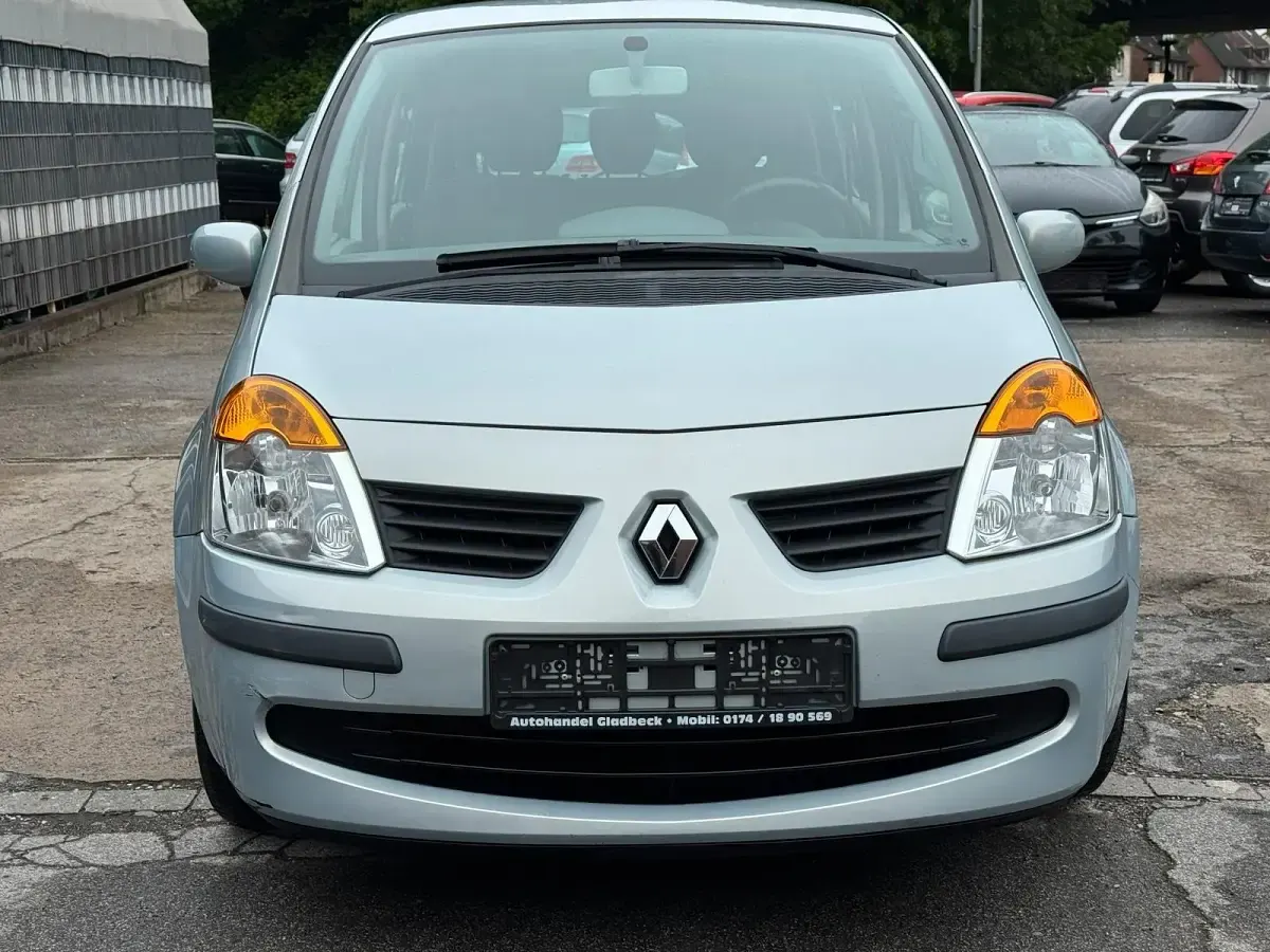 Gebraucht Renault Modus 111 PS (81 kW) 2005 Silber Van / Kleinbus