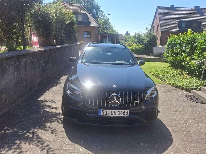 Schwarz Gebraucht 2018 Mercedes GLC63 AMG AMG SUV | 62.000 € - Bild 1/4